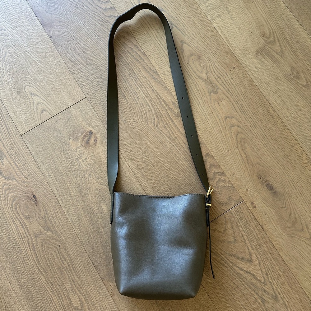 Madewell Olive Leather Bucket Shoulder Bag